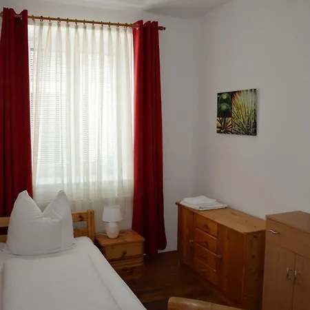 Zimmervermietung Fasching 3*